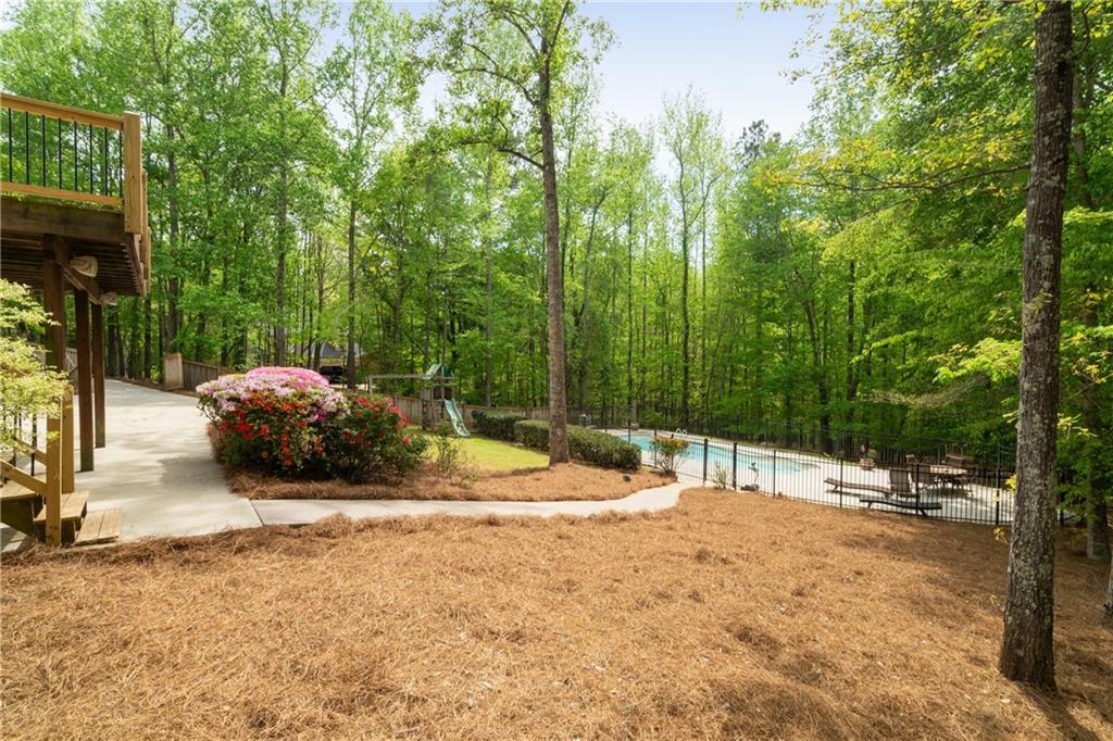 1400 Squire Lane