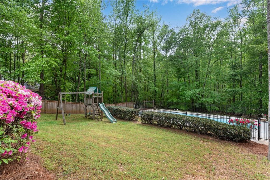 1400 Squire Lane