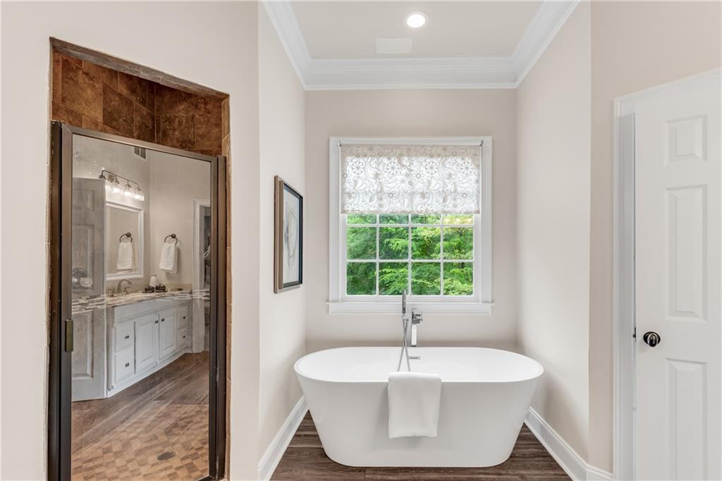 1400 Squire Lane