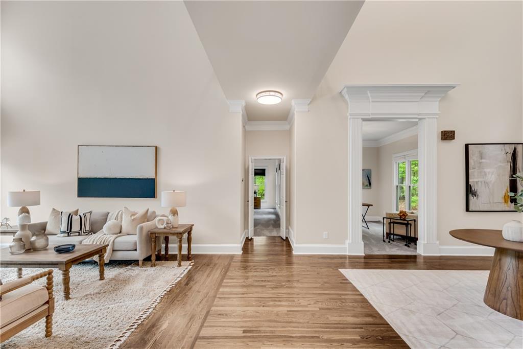 1400 Squire Lane