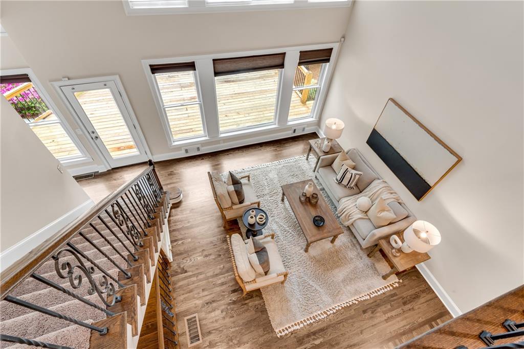 1400 Squire Lane