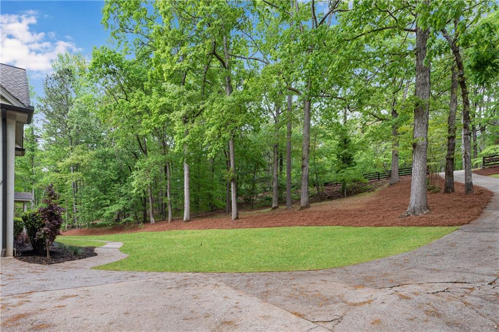 1400 Squire Lane