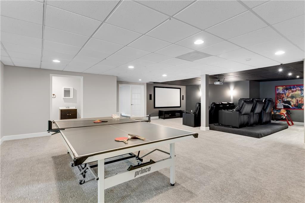 1400 Squire Lane