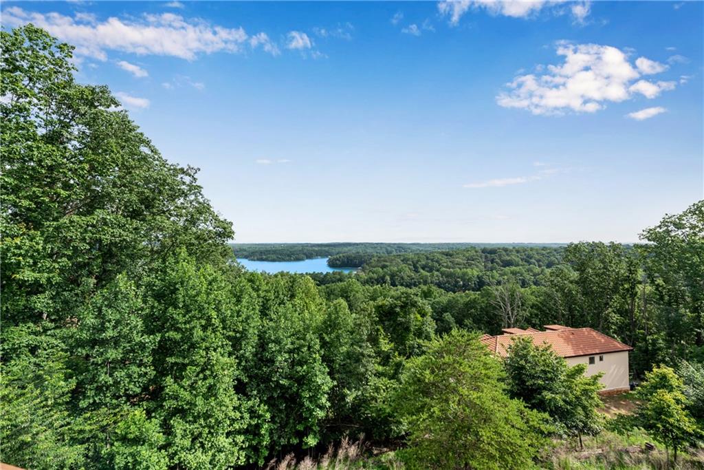 3102 Manor Ridge