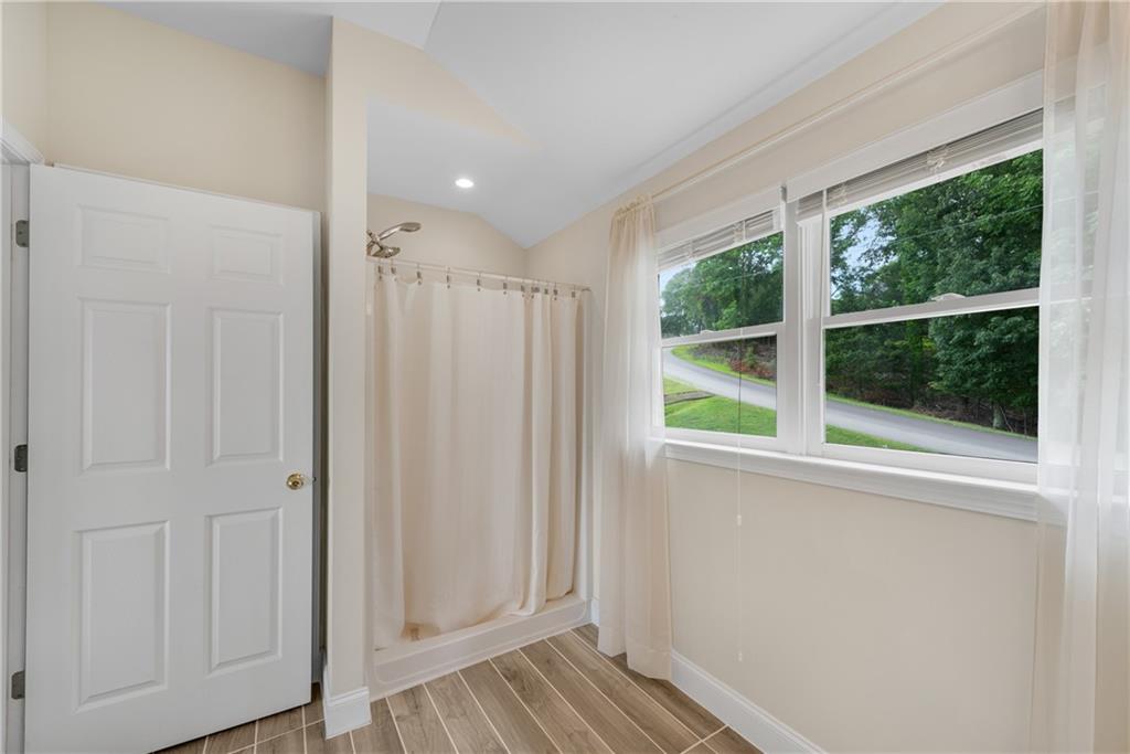 3102 Manor Ridge