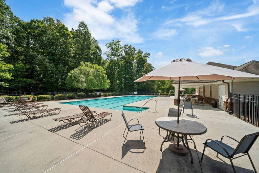 2190 Leatherstone Drive