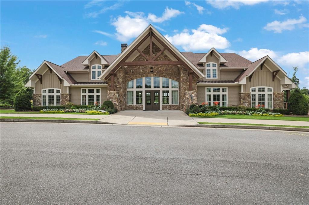 2810 Coach River Way