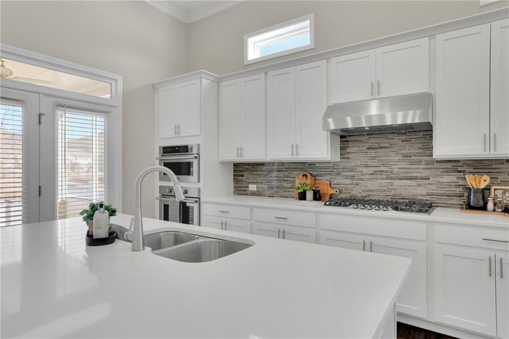 2810 Coach River Way