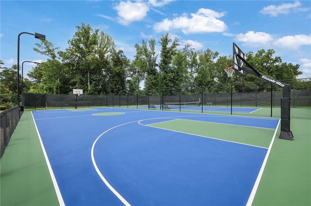 2810 Coach River Way