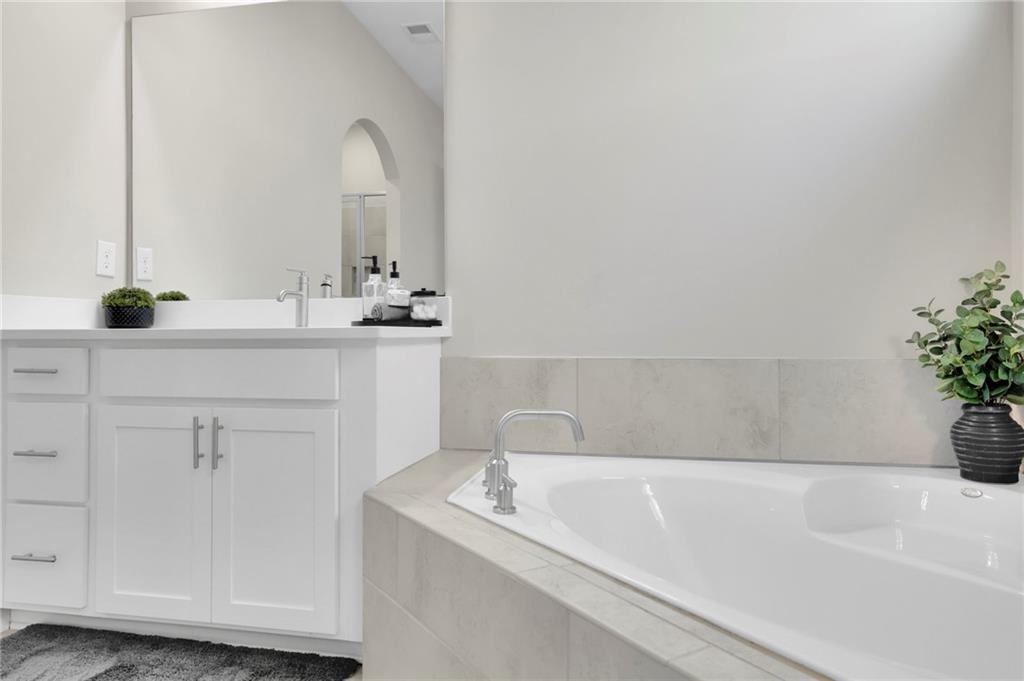 2810 Coach River Way