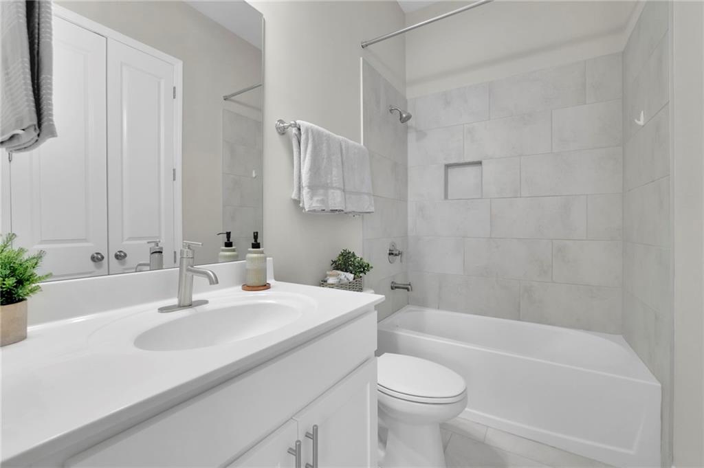 2810 Coach River Way