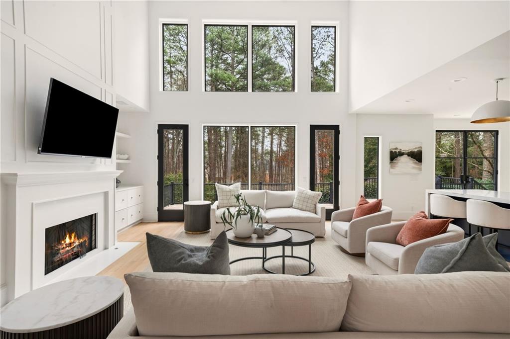6025 Carlisle Lane