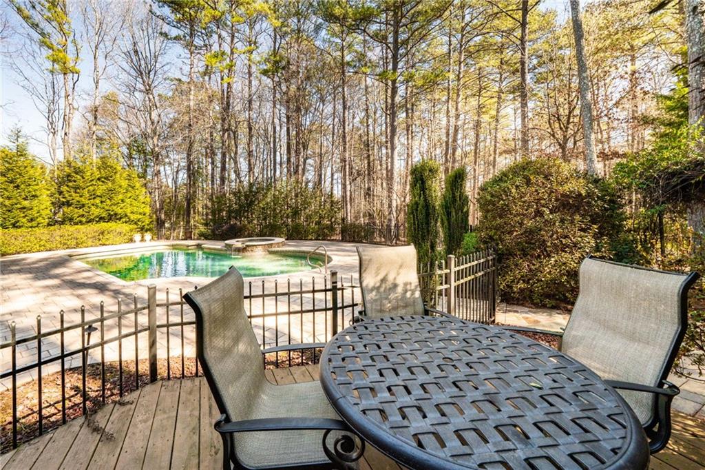 6025 Carlisle Lane