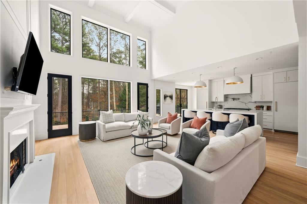 6025 Carlisle Lane