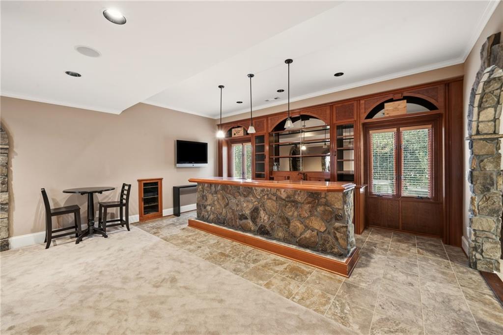 6025 Carlisle Lane