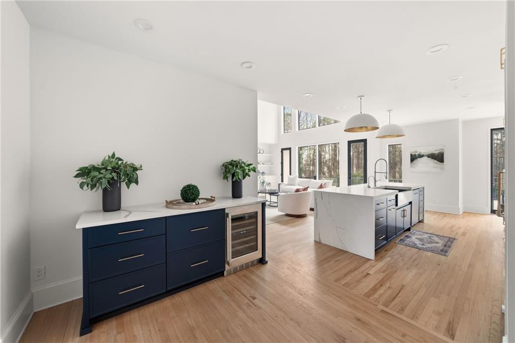 6025 Carlisle Lane