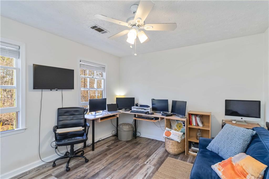 810 Hounds Ridge Court