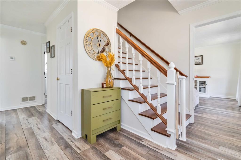 810 Hounds Ridge Court