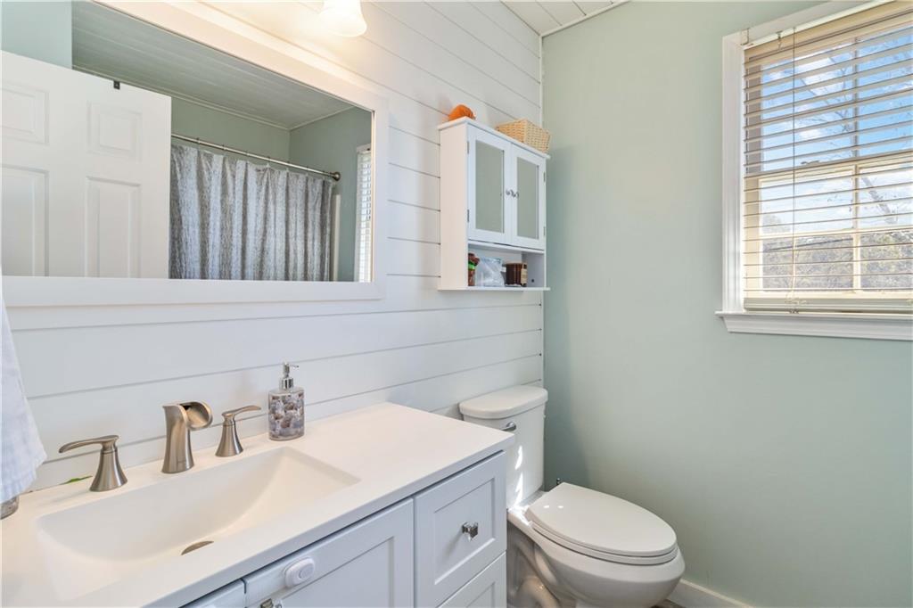 810 Hounds Ridge Court