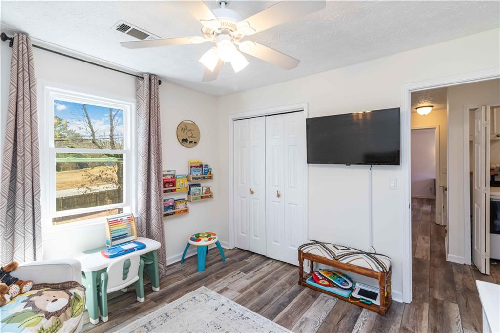 810 Hounds Ridge Court