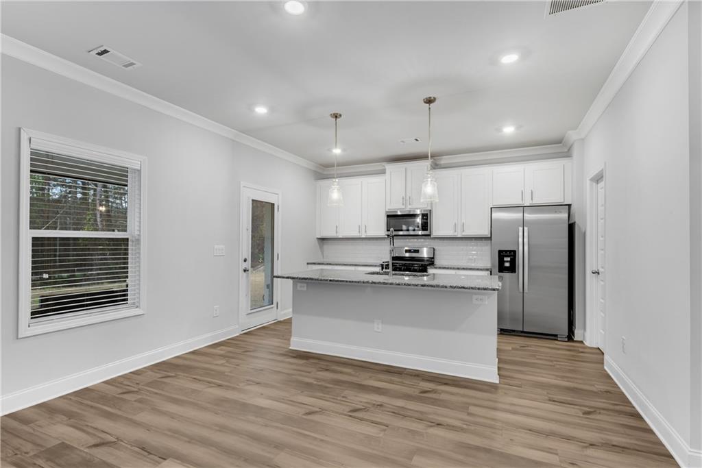 495 Sterling Creek Way