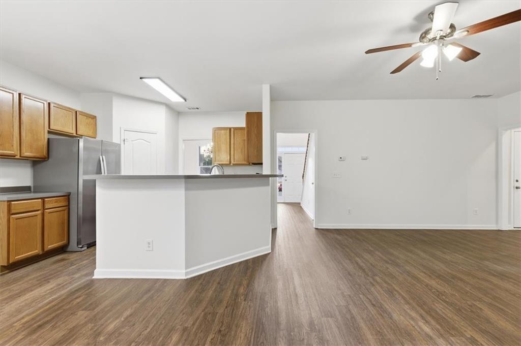 836 Topaz Valley