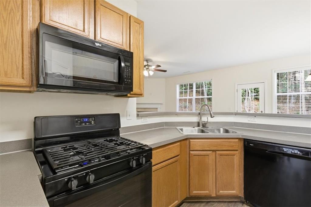 836 Topaz Valley
