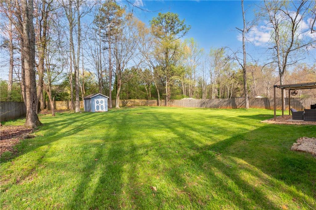 5820 Rolling Oaks Drive