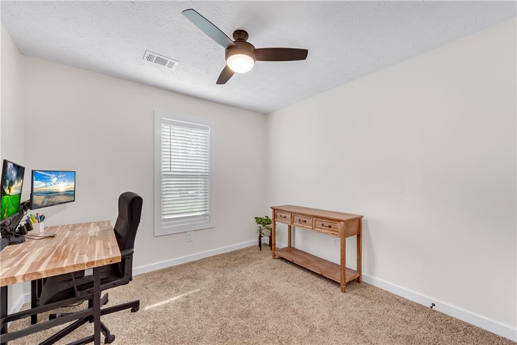 5820 Rolling Oaks Drive