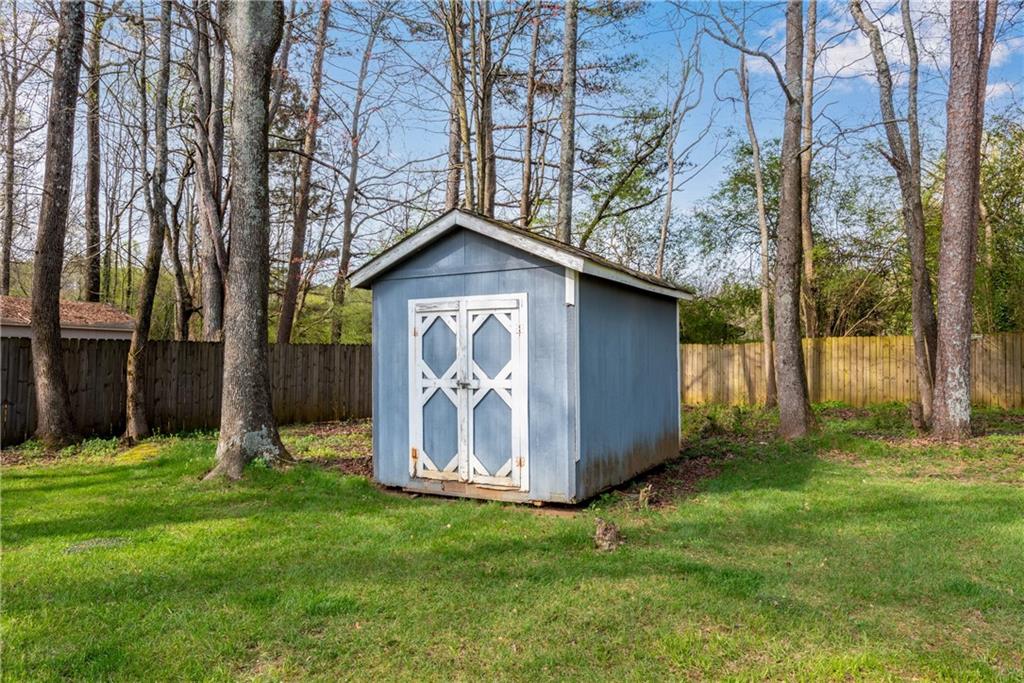 5820 Rolling Oaks Drive