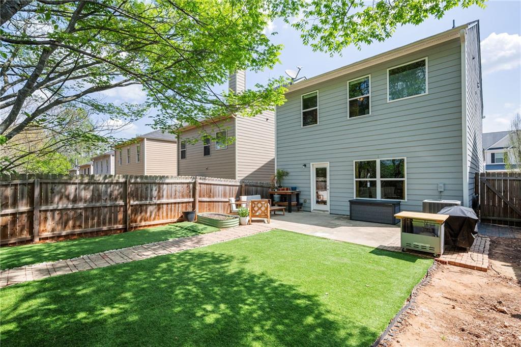 135 Village Trail
