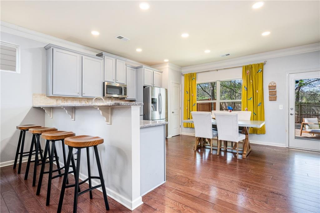 135 Village Trail