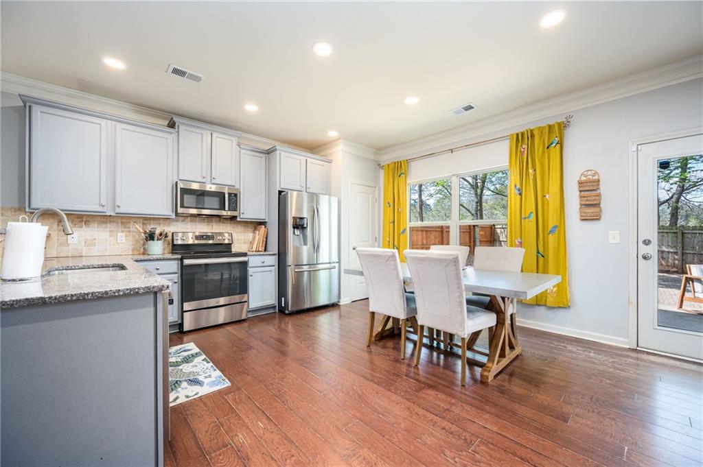 135 Village Trail