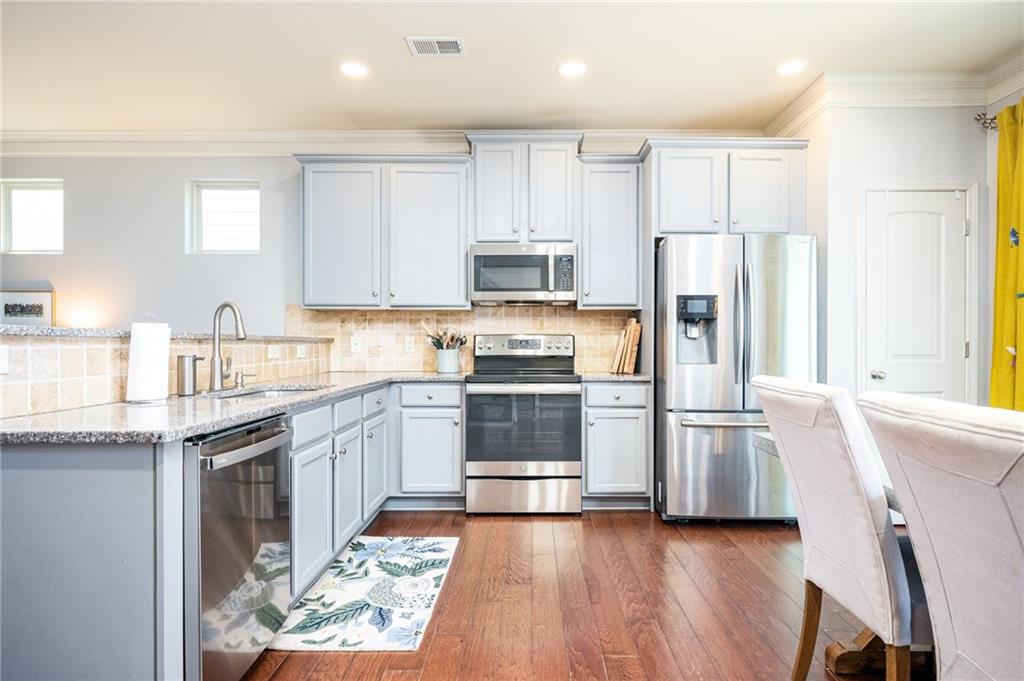 135 Village Trail