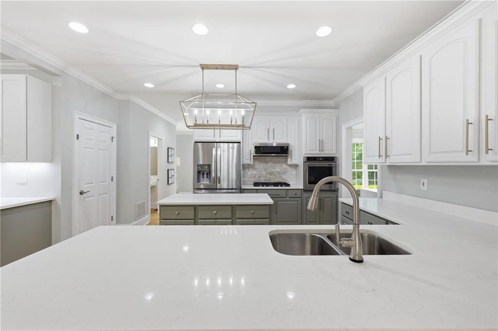 3095 Chattahoochee Trace
