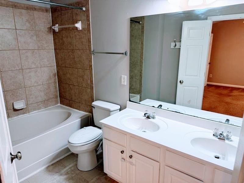 940 Prestwyck Court