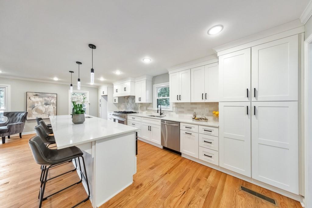 3515 Creek Court