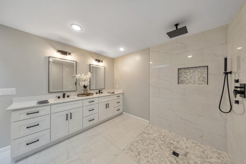 3515 Creek Court