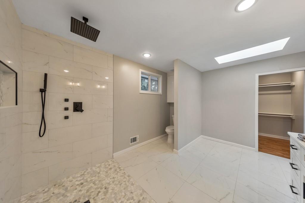 3515 Creek Court