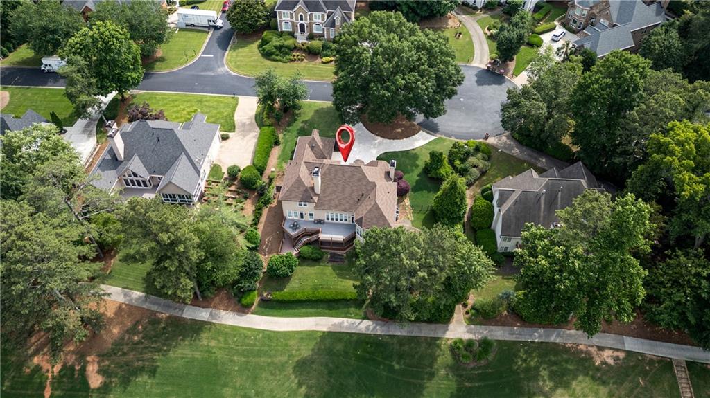 1006 Quaker Ridge Way