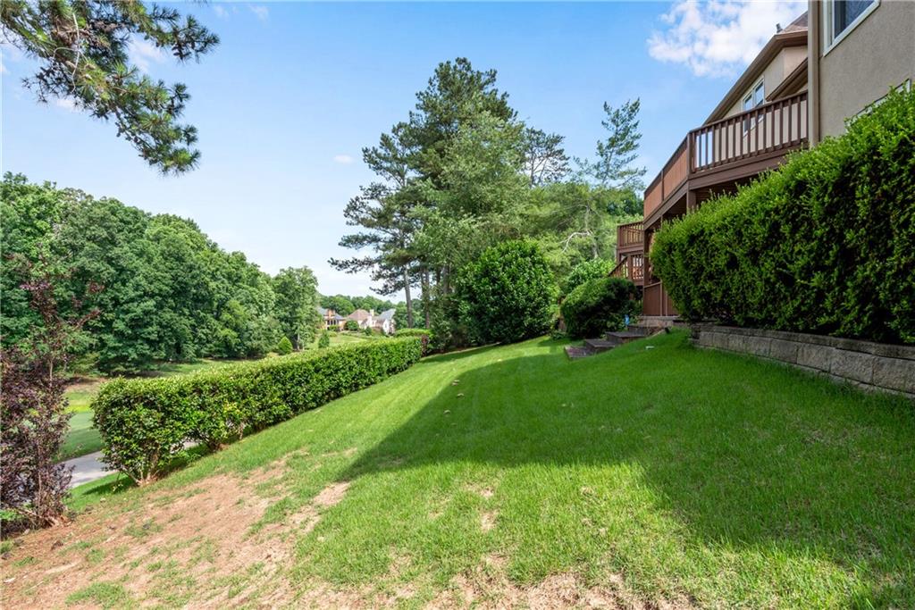 1006 Quaker Ridge Way