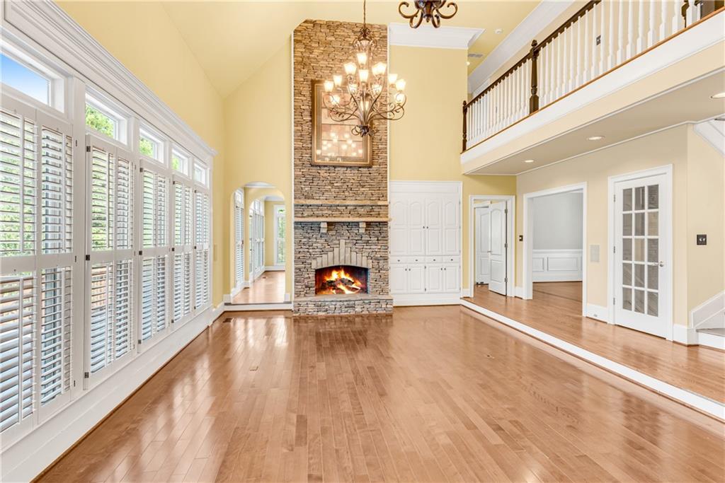 1006 Quaker Ridge Way