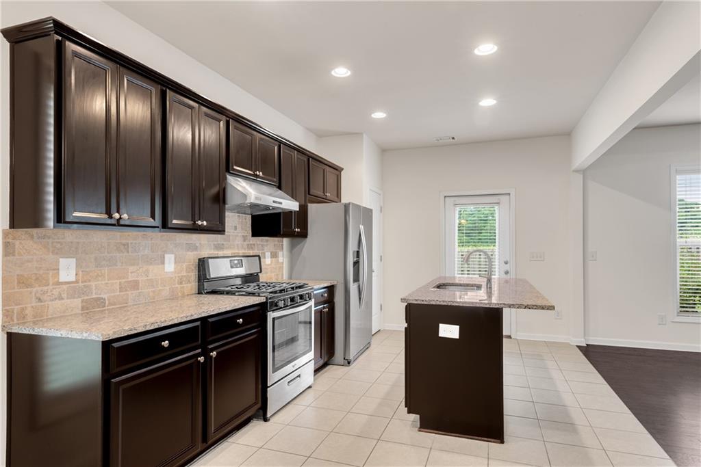 4920 Breezewood Circle