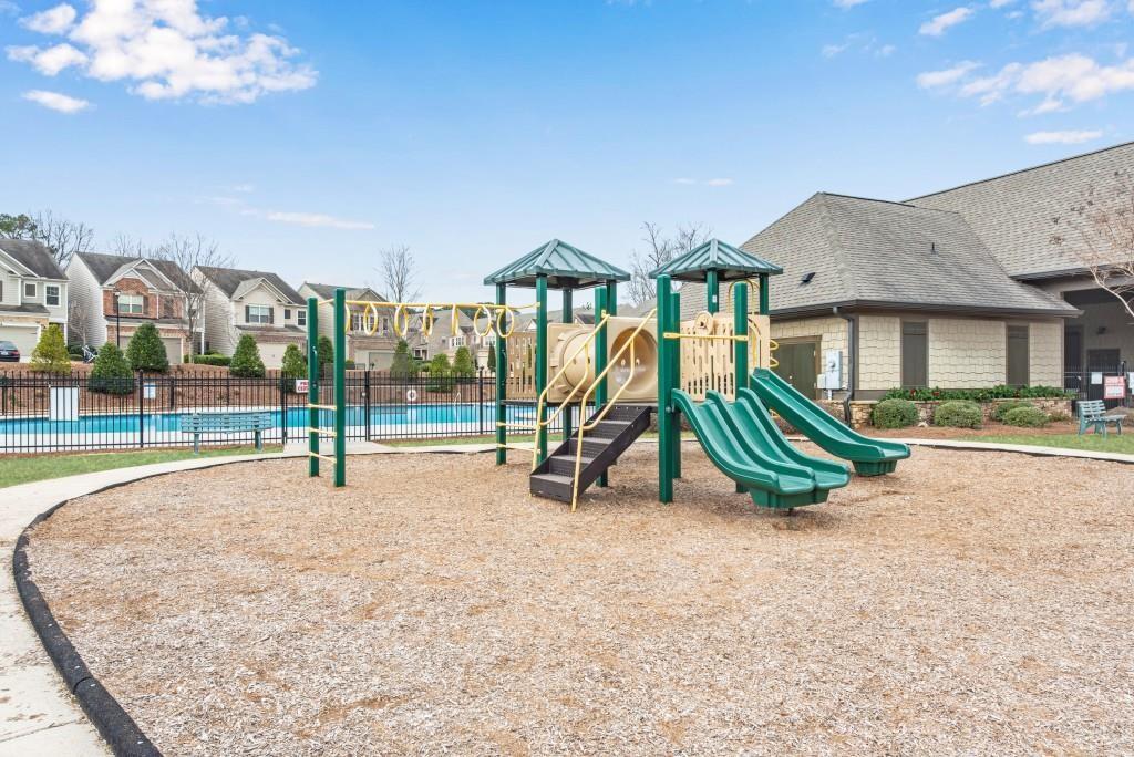 4920 Breezewood Circle