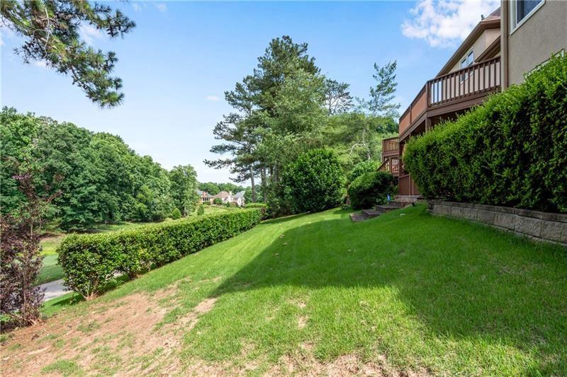 1006 Quaker Ridge Way