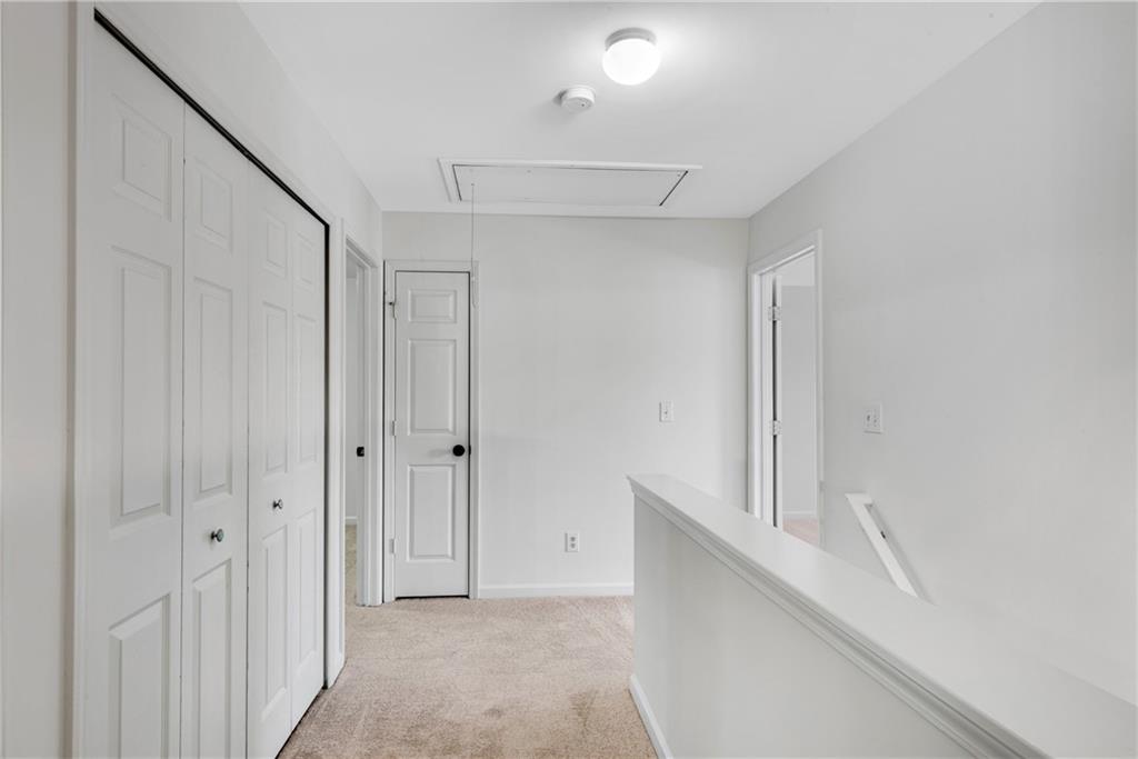 521 Windstone Trail