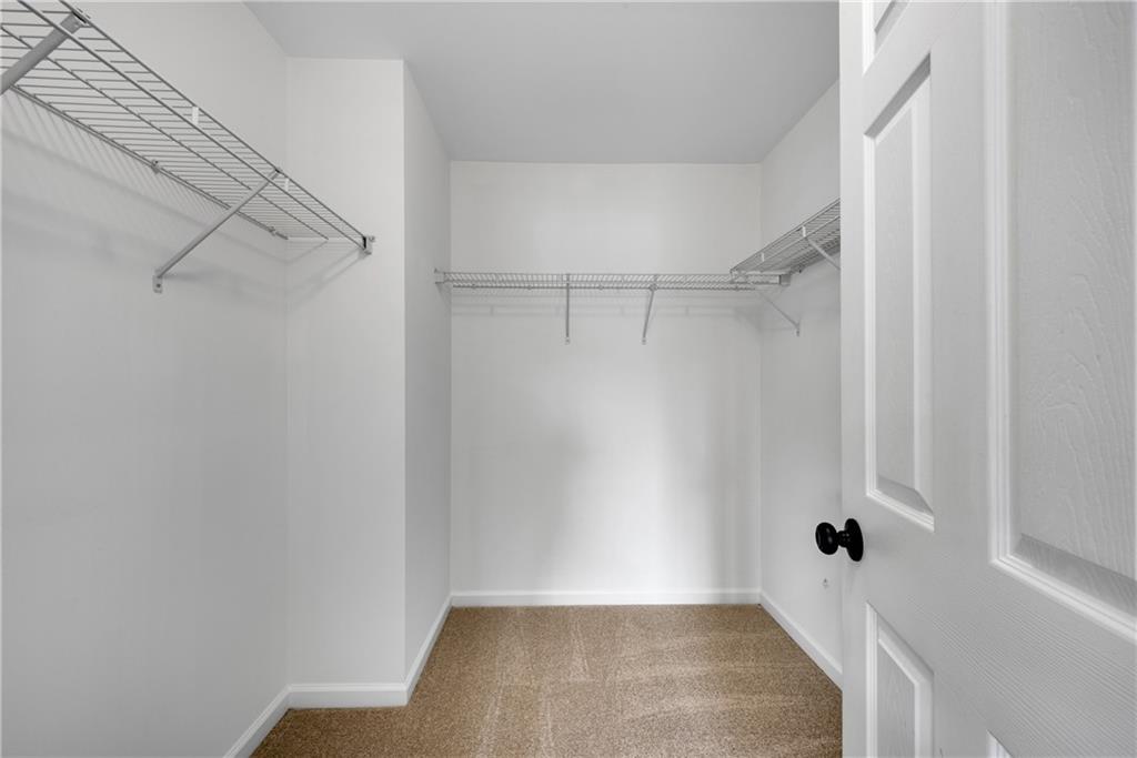 521 Windstone Trail