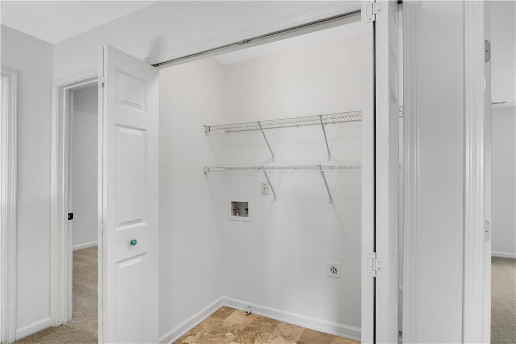 521 Windstone Trail