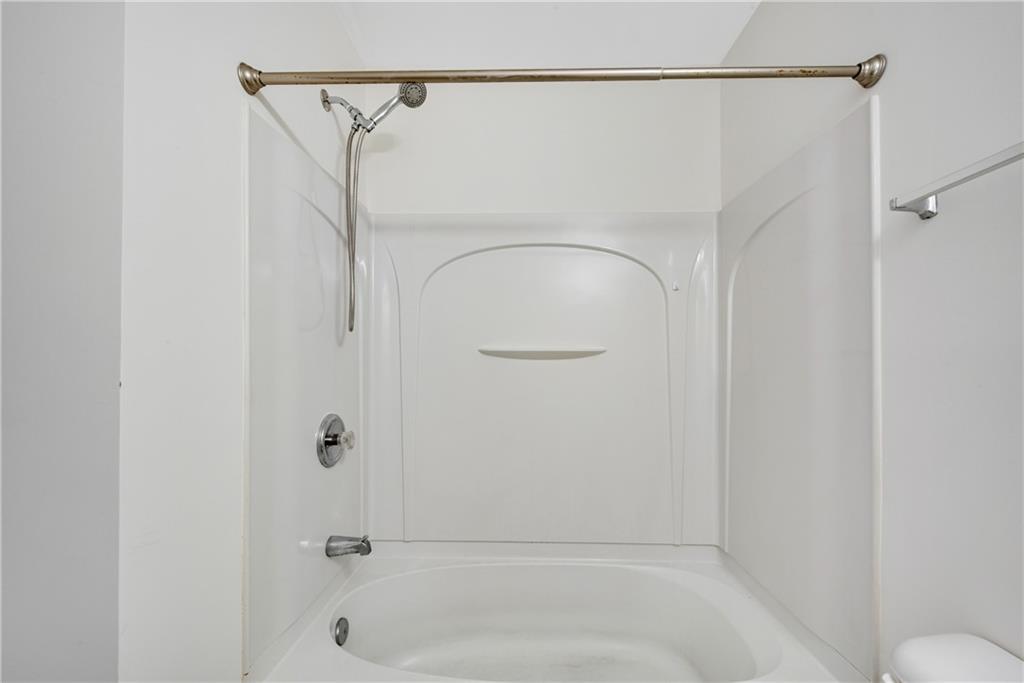 521 Windstone Trail