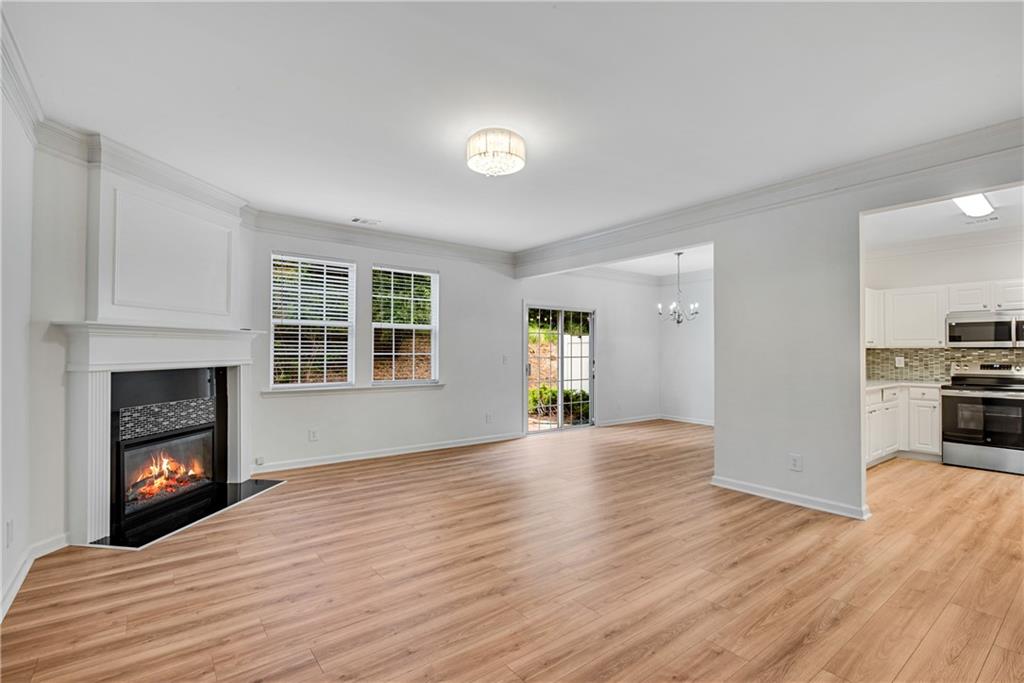 521 Windstone Trail